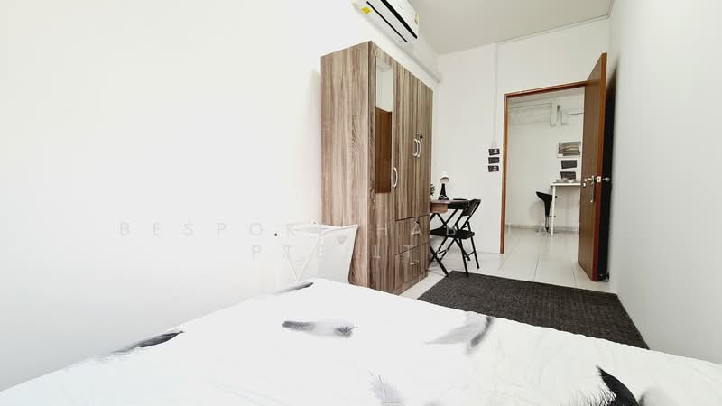 Central Green, 1 Jalan Membina, Room Rental, 100 sqft, Condominium For Rent, by Bespoke Habitat Pte Ltd, 25417651 - 04-04 CR1 - PropertyGuru.com.sg