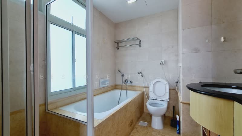 Queens, 10 Stirling Road, Room Rental, 100 sqft, Condominium For Rent, by Bespoke Habitat Pte Ltd, 25417672 - 29-06 MBR5 BATHROOM - PropertyGuru.com.sg