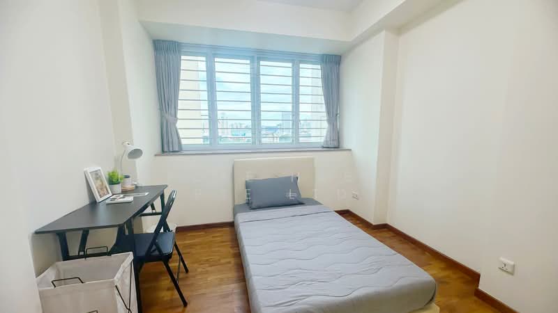 Queens, 10 Stirling Road, Room Rental, 100 sqft, Condominium For Rent, by Bespoke Habitat Pte Ltd, 25417672 - 10-13 CR5 - PropertyGuru.com.sg