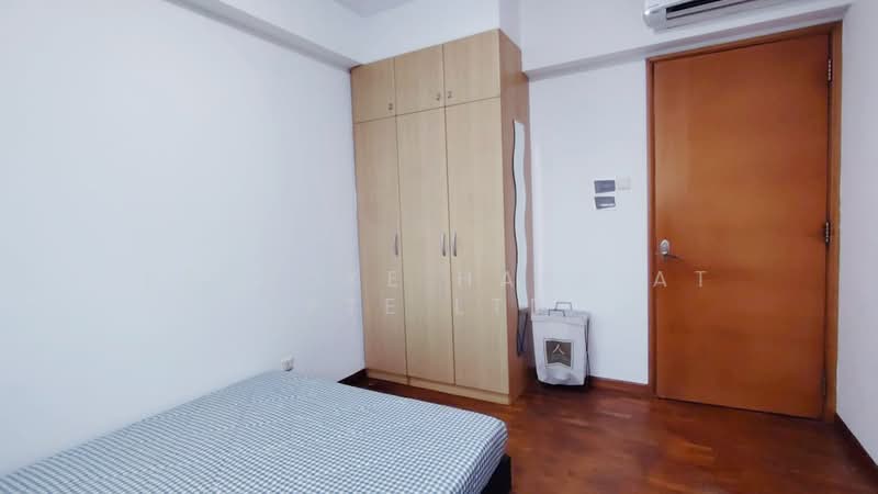 Queens, 10 Stirling Road, Room Rental, 100 sqft, Condominium For Rent, by Bespoke Habitat Pte Ltd, 25417672 - 23-08 CR4 - PropertyGuru.com.sg