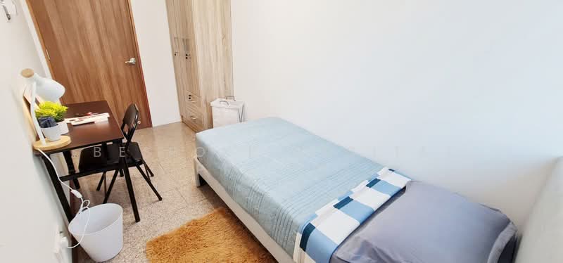 Queens, 10 Stirling Road, Room Rental, 100 sqft, Condominium For Rent, by Bespoke Habitat Pte Ltd, 25417672 - 24-17 CR2 - PropertyGuru.com.sg