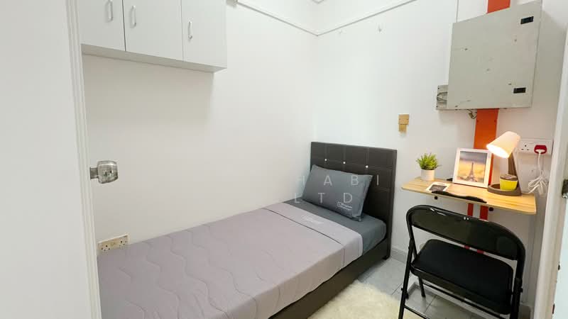 Azalea Park Condo, 6 Flora Road, Room Rental, 100 sqft, Condominium For Rent, by Bespoke Habitat Pte Ltd, 25417678 - 04-05 ECON7F - PropertyGuru.com.sg