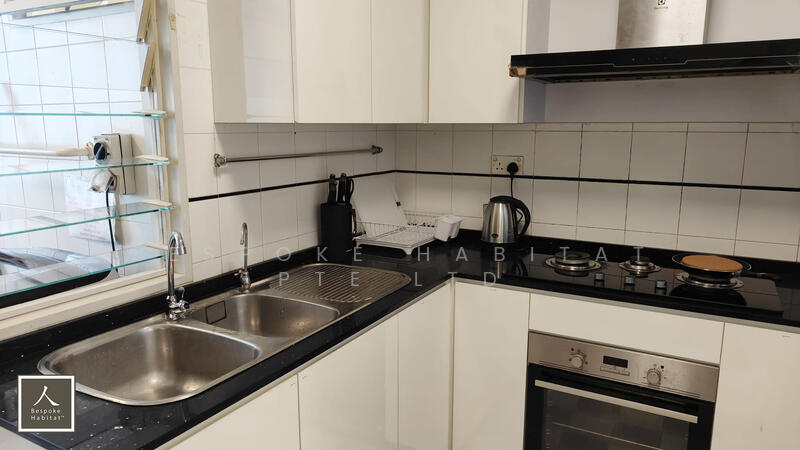 10-10 Kitchen