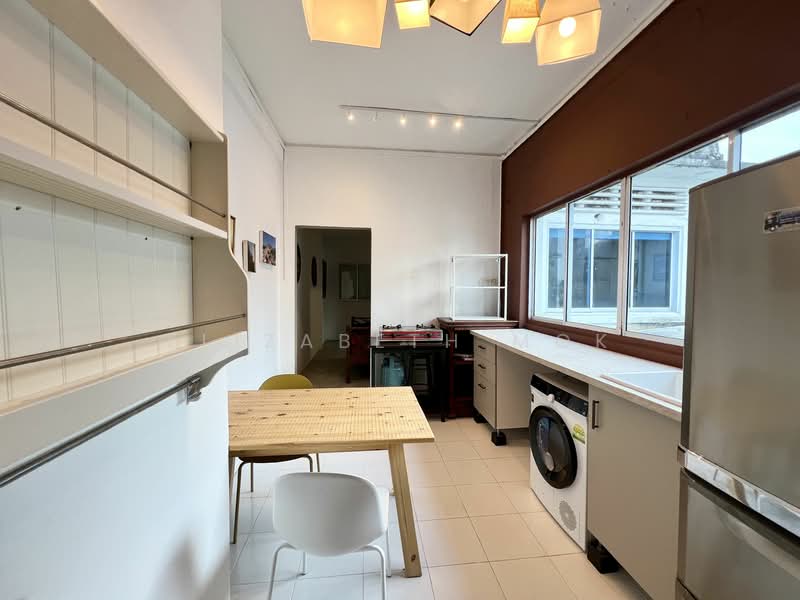 Pasir Panjang MRT cheap coliving rooms, Pasir Panjang Road, Room Rental, 200 sqft, Shophouse For Rent, by Elizabeth Mok, 25417865 - PropertyGuru.com.sg