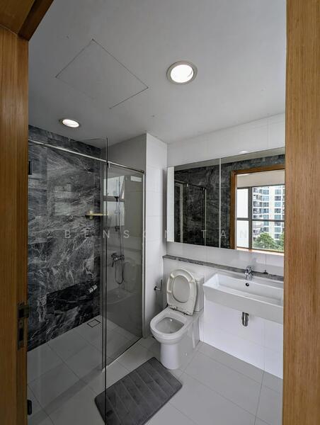 Master Room Toilet