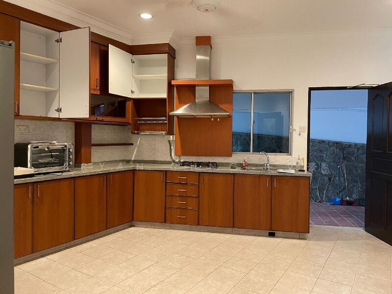 For Sale - Single Storey 99yrs Bungalow at Fuyong Estate for Sale