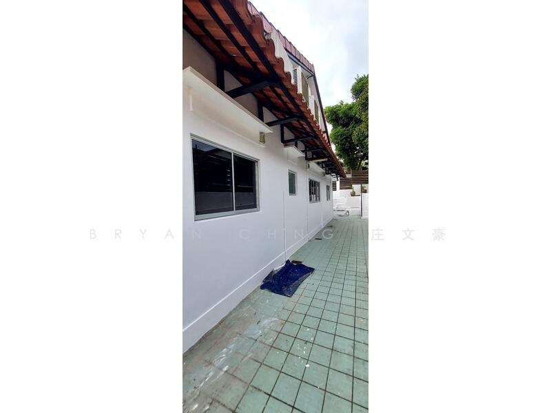 For Sale - Single Storey 99yrs Semi D at Fuyong Estate for Sale