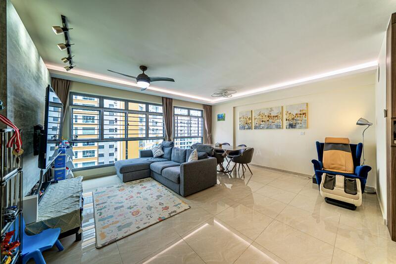 684A Edgedale Plains, 684A Edgedale Plains, 3 Bedrooms, 1,216 sqft, HDB Flat For Sale, by Ng Shi Xian, 25418059 - PropertyGuru.com.sg