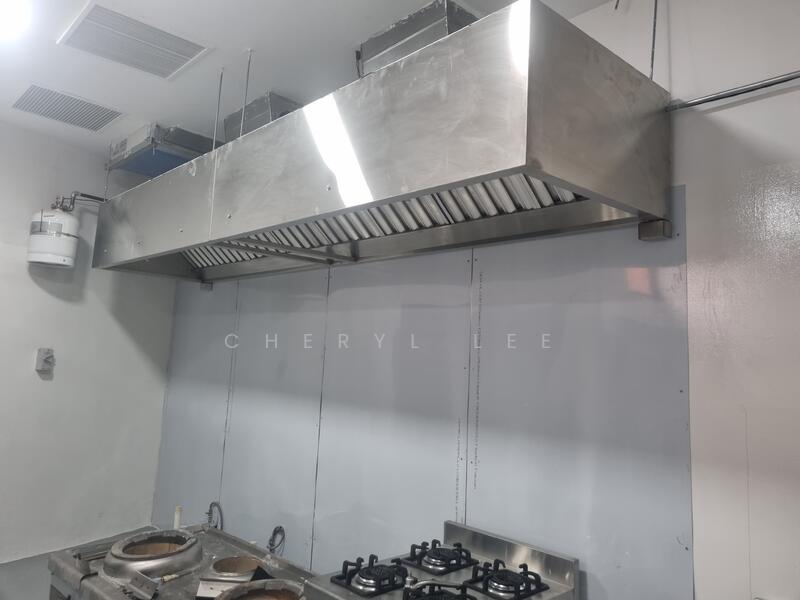 Kitchen East Bedok Simei Ground Floor Like Retail Big Container Space Fitted DB食品厂厨房似零售地面层显, , 12,000 sqft, Factory / Workshop (B2) For Rent, by Cheryl Lee, 25418387 - CommercialGuru.com.sg