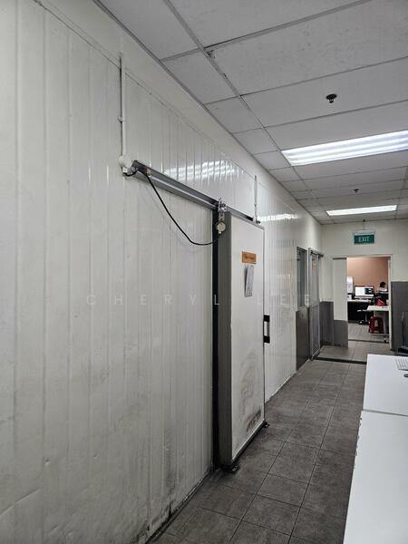 Kitchen East Bedok Simei Ground Floor Like Retail Big Container Space Fitted DB食品厂厨房似零售地面层显, , 12,000 sqft, Factory / Workshop (B2) For Rent, by Cheryl Lee, 25418387 - CommercialGuru.com.sg