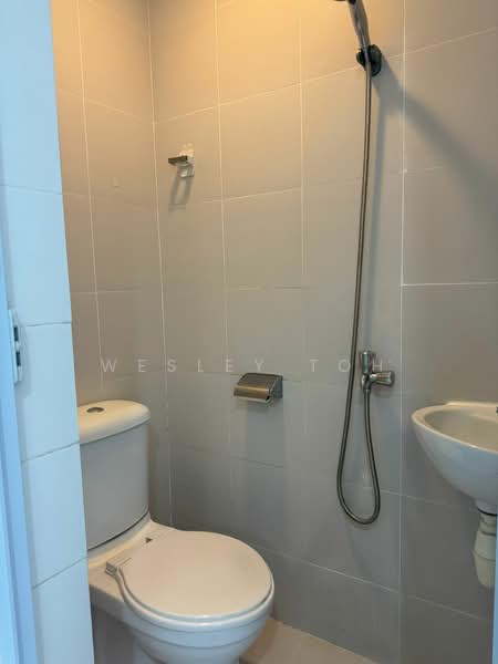 One-North Residences, 7 One-North Gateway, Room Rental, 120 sqft, Condominium For Rent, by Wesley Toh, 25418687 - PropertyGuru.com.sg