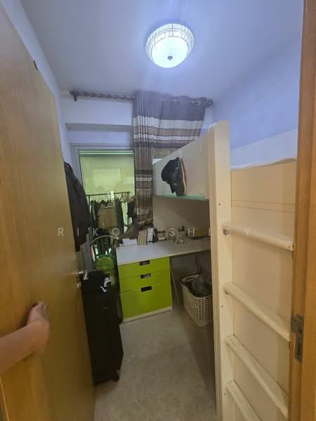 Eight Riversuites, 8 Whampoa East, Room Rental, 200 sqft, Condominium For Rent, by Riko Ashley, 25418891 - PropertyGuru.com.sg