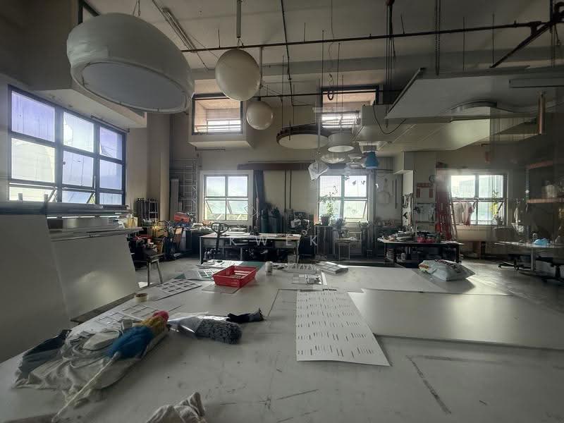 Citilink Warehouse Complex, 102F Pasir Panjang Road, Buona Vista / West Coast / Clementi New Town, 1,765 sqft, Light Industrial (B1) For Rent, by Kwek Chu Yeong, 25419087 - Interior - CommercialGuru.com.sg