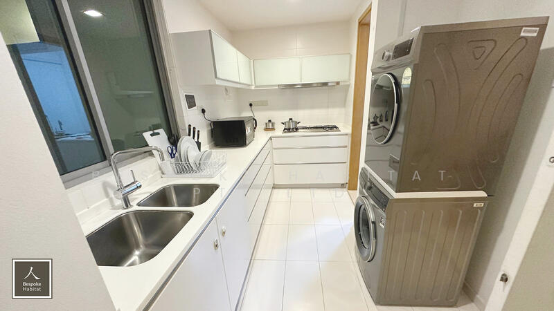 128-02 KITCHEN