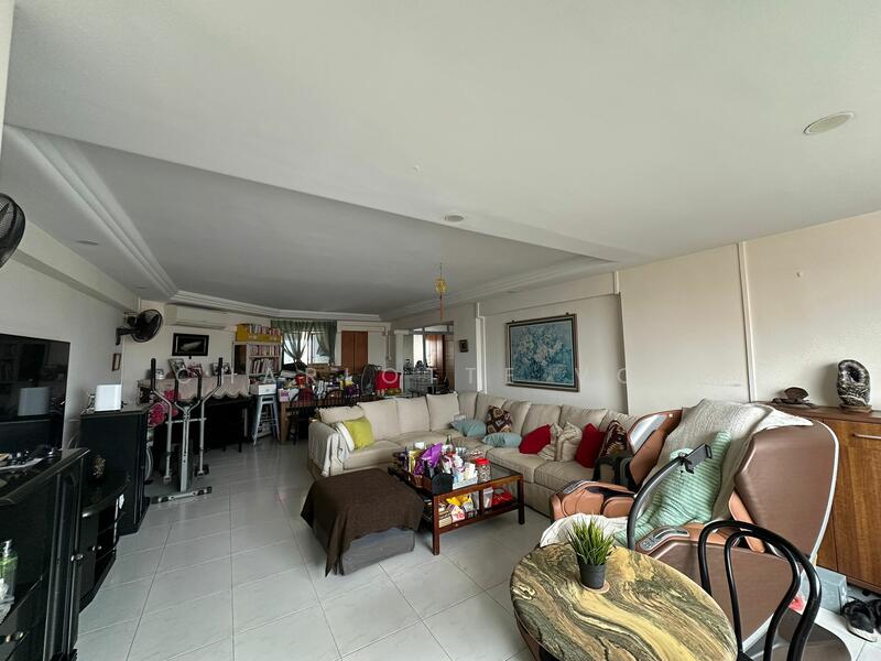 For Sale - 633 Yishun Street 61