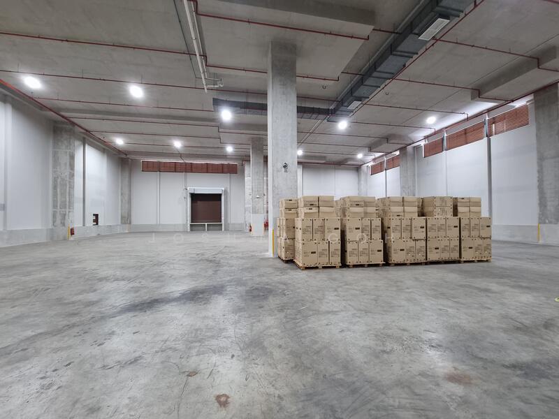 Pandan Warehouse Building, , 90,500 sqft, Factory / Workshop (B2) For Sale, by Joshua Goh, 25419538 - CommercialGuru.com.sg