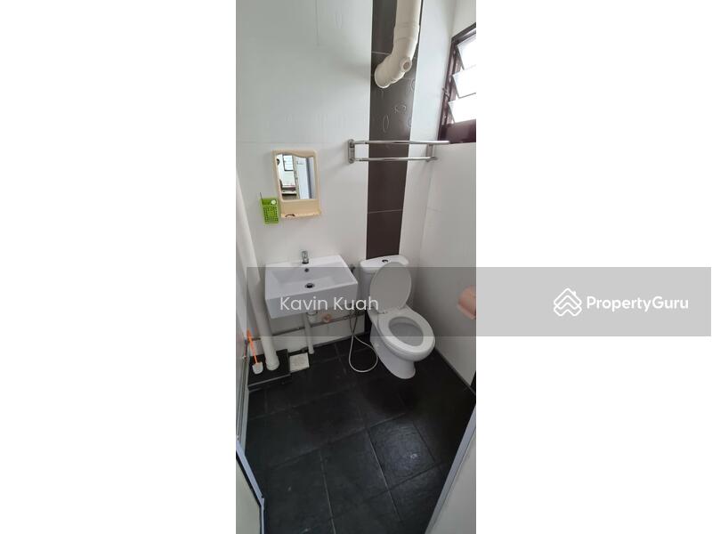 For Sale - 549 Ang Mo Kio Avenue 10