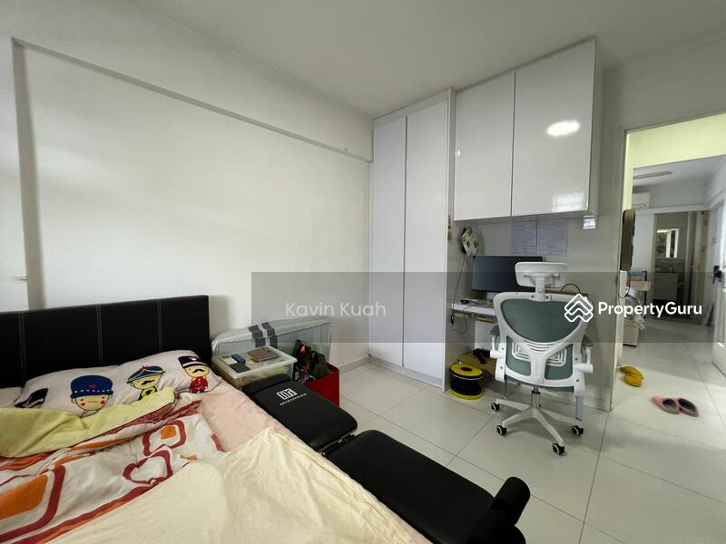 For Sale - 549 Ang Mo Kio Avenue 10