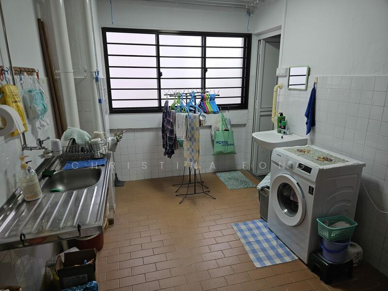 For Rent - 406 Sin Ming Avenue