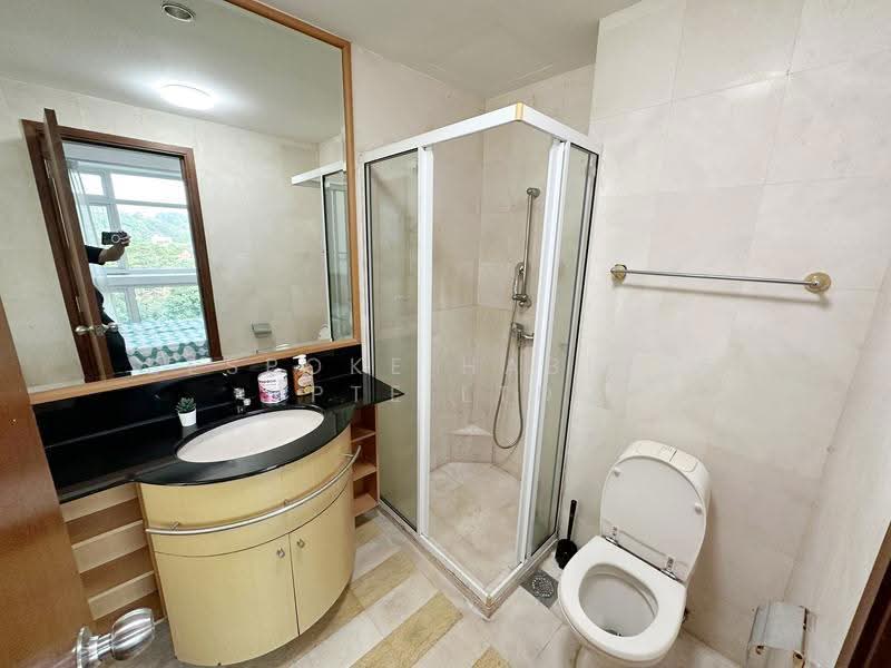 Summerhill, 52 Hume Avenue, Clementi Park / Upper Bukit Timah, Room Rental, 100 sqft, Condominium For Rent, by Bespoke Habitat Pte Ltd, 25421043 - 07-06 MBR3 Bathroom - PropertyGuru.com.sg