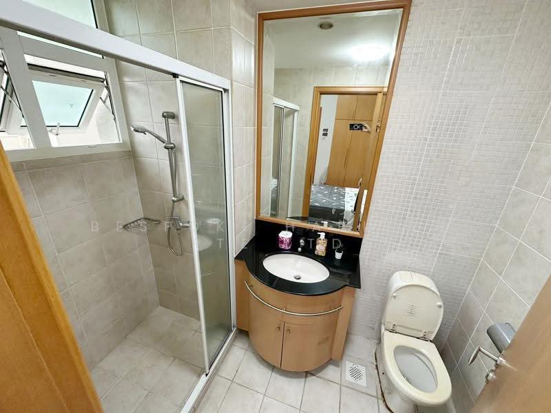 Summerhill, 52 Hume Avenue, Clementi Park / Upper Bukit Timah, Room Rental, 100 sqft, Condominium For Rent, by Bespoke Habitat Pte Ltd, 25421043 - 07-06 MBR4 Bathroom - PropertyGuru.com.sg