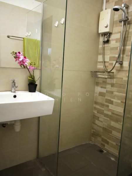 Astoria Park, 34 Lorong Mydin, 1 Bedroom, 350 sqft, Condominium For Rent, by Tiong Poh Shien, 25421879 - PropertyGuru.com.sg