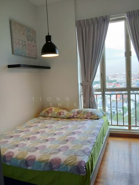 Astoria Park, 34 Lorong Mydin, 1 Bedroom, 350 sqft, Condominium For Rent, by Tiong Poh Shien, 25421879 - PropertyGuru.com.sg
