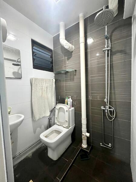 513 Bedok North Avenue 2, 513 Bedok North Avenue 2, Room Rental, 200 sqft, HDB Flat For Rent, by Christine Tan, 25421992 - PropertyGuru.com.sg
