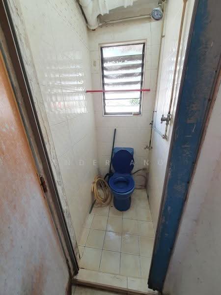 Lorong 16 Walkup Apartment, Lorong 16 Geylang, Eunos / Geylang / Paya Lebar, 3 Bedrooms, 1,000 sqft, Walk-up Apartment For Rent, by Ander Ang, 25422341 - PropertyGuru.com.sg