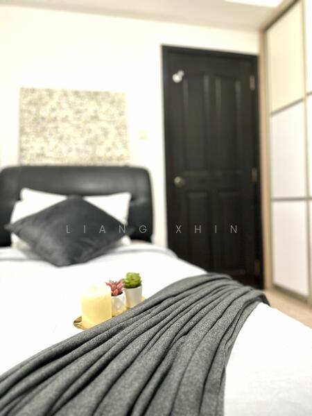 Westville, 144 Westwood Crescent, Room Rental, 130 sqft, Terraced House For Rent, by Liang Xhin, 25422515 - PropertyGuru.com.sg
