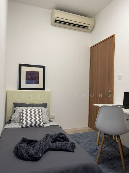 Sophia Residence, 5 Sophia Road, Room Rental, 120 sqft, Condominium For Rent, by Kerrine Thong, 25422552 - Room 5 with shared balcony - PropertyGuru.com.sg