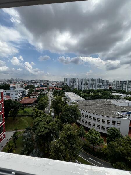 For Rent - 220 Hougang Street 21