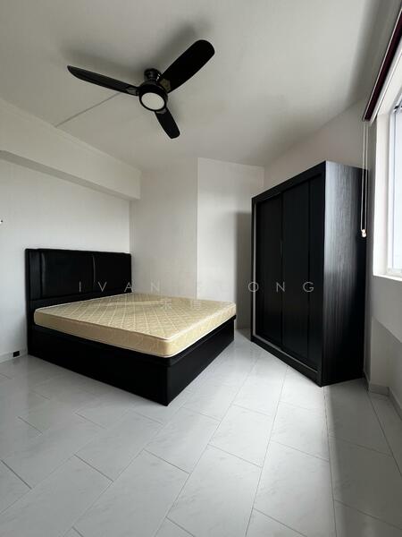 For Rent - 220 Hougang Street 21