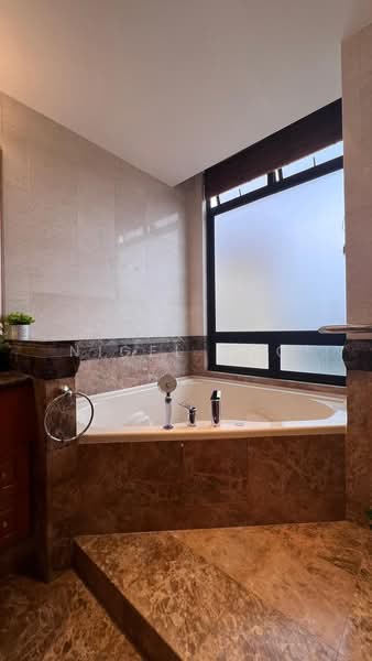The Sterling, 1001 Bukit Timah Road, Room Rental, 200 sqft, Condominium For Rent, by Nigel Eng, 25422859 - PropertyGuru.com.sg