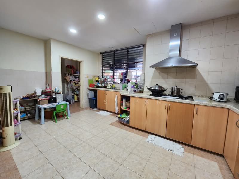 Shelford View, 26 Shelford Road, 4 Bedrooms, 3,122 sqft, Condominium For Rent, by Patsy Pan, 25422883 - PropertyGuru.com.sg