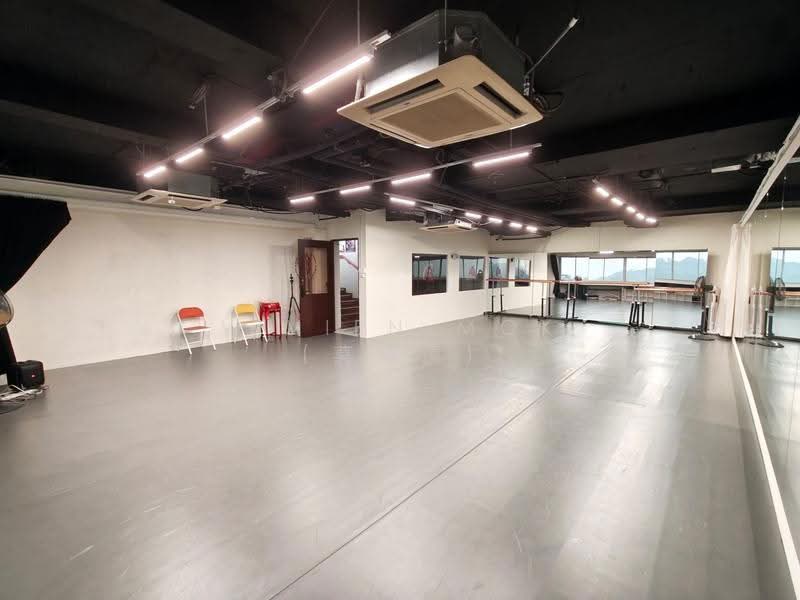 Bukit Timah Shopping Centre, 170 Upper Bukit Timah Road, Clementi Park / Upper Bukit Timah, 1,100 sqft, Office For Rent, by Vivien Mok (莫琍清), 25422929 - Interior - CommercialGuru.com.sg