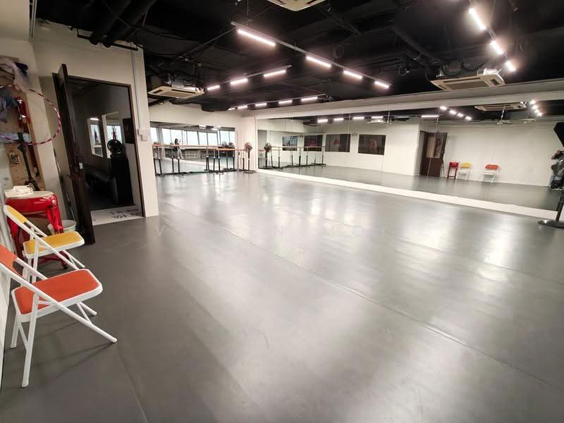 Bukit Timah Shopping Centre, 170 Upper Bukit Timah Road, Clementi Park / Upper Bukit Timah, 1,100 sqft, Office For Rent, by Vivien Mok (莫琍清), 25422929 - Interior - CommercialGuru.com.sg