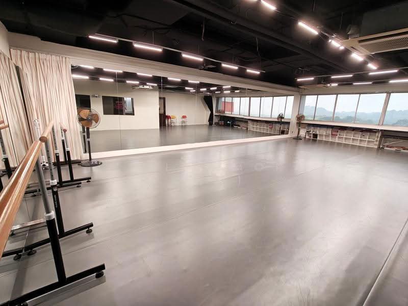 Bukit Timah Shopping Centre, 170 Upper Bukit Timah Road, Clementi Park / Upper Bukit Timah, 1,100 sqft, Office For Rent, by Vivien Mok (莫琍清), 25422929 - Interior - CommercialGuru.com.sg