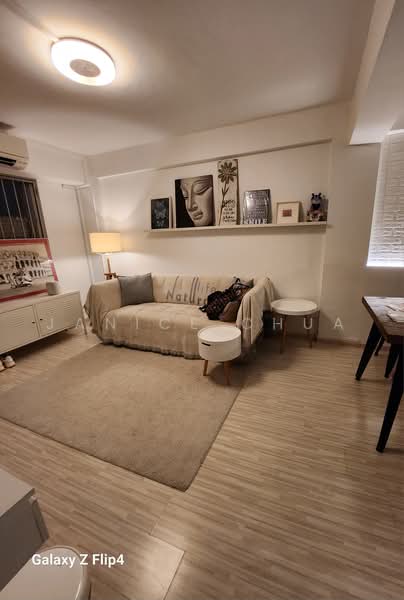 46 Holland Drive, 46 Holland Drive, 2 Bedrooms, 635 sqft, HDB Flat For Rent, by Janice Chua, 25422986 - Living - PropertyGuru.com.sg