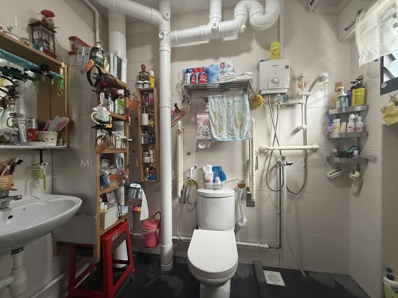 732 Tampines Street 71, 732 Tampines Street 71, Changi / Pasir Ris (D17-18), Pasir Ris / Tampines, 3 Bedrooms, 1,119 sqft, HDB Flat For Sale, by Melissa Cheng 郑芷君, 25423010 - PropertyGuru.com.sg