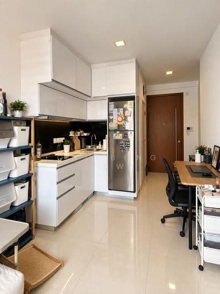 Centra Suites, 38 Geylang Lorong 25A, Eunos / Geylang / Paya Lebar, 1 Bedroom, 463 sqft, Apartment For Rent, by Ong Beng Yew, 25423705 - Kitchen - PropertyGuru.com.sg