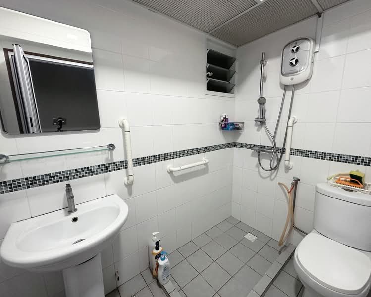 315B Yishun Greenwalk, 315B Yishun Avenue 9, Room Rental, 100 sqft, HDB Flat For Rent, by Kenneth Tan, 25423956 - PropertyGuru.com.sg