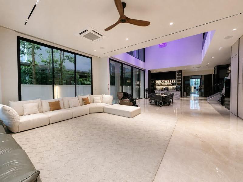 Serangoon Garden Estate, Chartwell Drive, Hougang / Punggol / Sengkang, 8 Bedrooms, 9,000 sqft, Semi-Detached House For Sale, by Kenny Neo, 25424614 - PropertyGuru.com.sg
