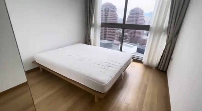Cairnhill Nine, 9 Cairnhill Road, 3 Bedrooms, 1,066 sqft, Condominium For Sale, by Jude Teem, 25424733 - PropertyGuru.com.sg