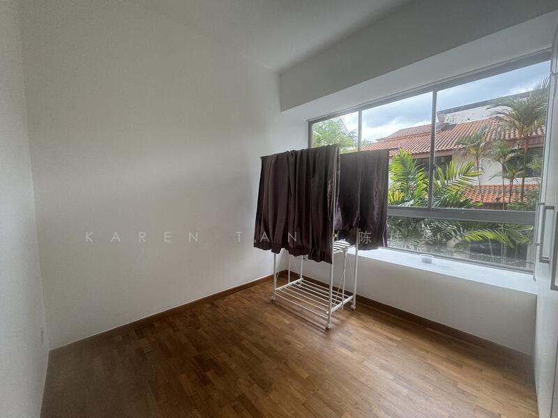 For Rent - The Foliage