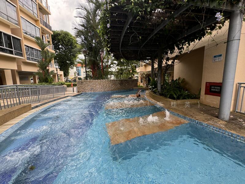 For Rent - The Foliage