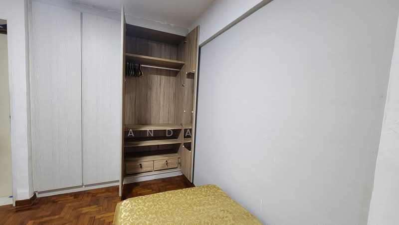 449 Tampines Street 42, 449 Tampines Street 42, Room Rental, 100 sqft, HDB Flat For Rent, by Panda Aqil, 25425139 - PropertyGuru.com.sg