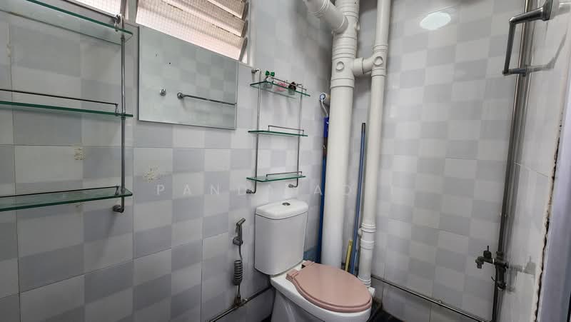 449 Tampines Street 42, 449 Tampines Street 42, Room Rental, 100 sqft, HDB Flat For Rent, by Panda Aqil, 25425139 - PropertyGuru.com.sg