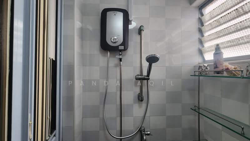 449 Tampines Street 42, 449 Tampines Street 42, Room Rental, 100 sqft, HDB Flat For Rent, by Panda Aqil, 25425139 - PropertyGuru.com.sg