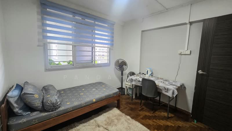 449 Tampines Street 42, 449 Tampines Street 42, Room Rental, 100 sqft, HDB Flat For Rent, by Panda Aqil, 25425139 - PropertyGuru.com.sg